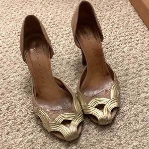Imperfect Rare Chie Mihara heels size 7
